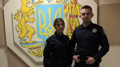 У Франківську патрульні врятували життя перехожому