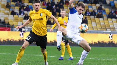 У МОЗ думають, як дозволити вболівальникам відвідувати футбольні матчі