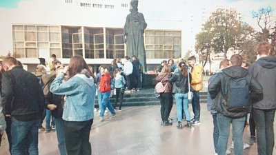 "Знай наших": у Луцьку влаштували історичний кверс для молоді "Знай наших": у Луцьку влаштували історичний кверс для молоді