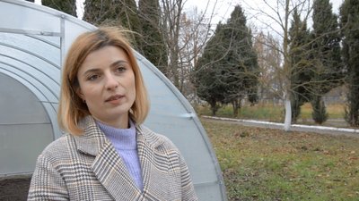 На Тернопільщині школярі висадили квіти, які занесені до Червоної книги
