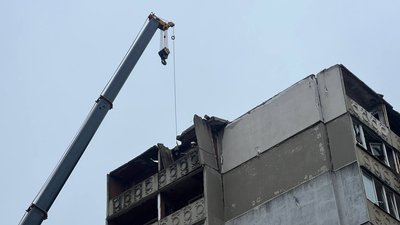 У Миколаєві відремонтували 143 дахи будинків, пошкоджених обстрілами — міський голова