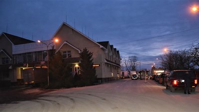 КПП "Дякове" після 3-годинної перерви відновив роботу