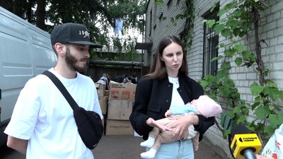 Жителі Житомирщини продовжують збирати гуманітарну допомогу для постраждалої Херсонщини Жителі Житомирщини продовжують збирати гуманітарну допомогу для постраждалої Херсонщини