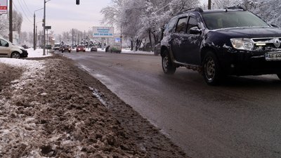 Дніпро після нічного снігопаду. Фоторепортаж Дніпро після нічного снігопаду. Фоторепортаж