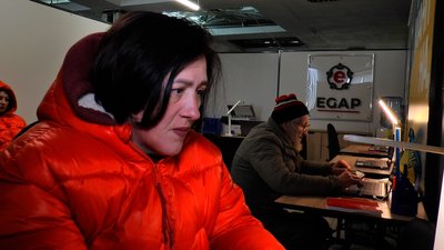 В Дніпрі працює цифровий хаб для переселенців з Луганщини В Дніпрі працює цифровий хаб для переселенців з Луганщини