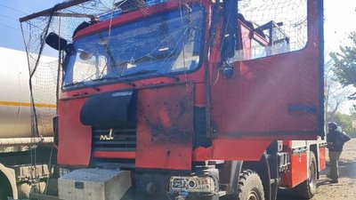 Пошкоджене авто рятувальників у Словʼянську