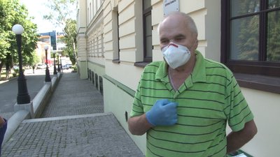 У Дніпрі з лікарні Мечникова виписали трьох пацієнтів, які перехворіли на коронавірус У Дніпрі з лікарні Мечникова виписали трьох пацієнтів, які перехворіли на коронавірус