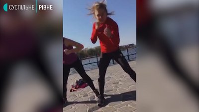 "Здоровенькі були": як карантинить боксерка-левиця Іванна Крупеня "Здоровенькі були": як карантинить боксерка-левиця Іванна Крупеня