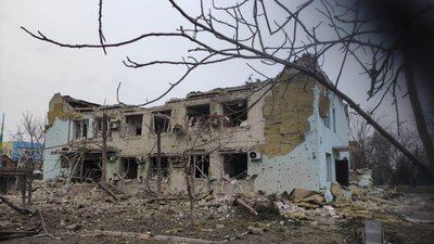 Військові РФ обстріляли Слатине на Харківщині: поранені дві жінки