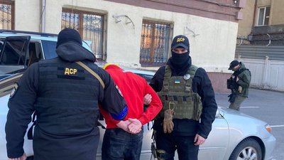 На Харківщині потрійне вбивство замаскували під обстріл — прокуратура