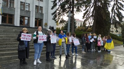 Дружини військових Дружини військових