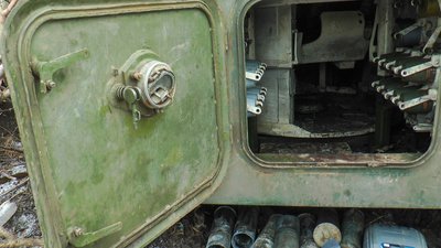Самохідна артилерійська установка 2С1 "Гвоздика" Донецька область Бахмутський напрямок Самохідна артилерійська установка 2С1 "Гвоздика" Донецька область Бахмутський напрямок