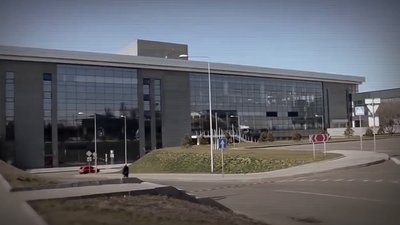 "Нам кричали, що ми австралійський спецназ". Кропивничанин — про перші бої за Донецький аеропорт "Нам кричали, що ми австралійський спецназ". Кропивничанин — про перші бої за Донецький аеропорт