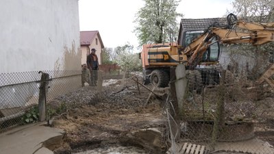 У селі Розвадів відновлюють житло, яке зруйнувалося через витік газу У селі Розвадів відновлюють житло, яке зруйнувалося через витік газу