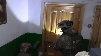 У Вінниці затримали злочинну групу, що розповсюджувала наркотики У Вінниці затримали злочинну групу, що розповсюджувала наркотики