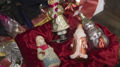 Колекціонує антикварні ялинкові іграшки. Олена Бесединська. СУСПІЛЬНЕ | ЛЮДИ