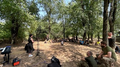 на передовій на передовій
