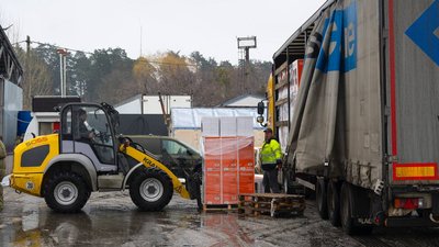Португалія передала газові обігрівачі для жителів Київщини