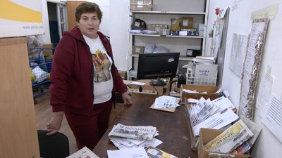 "Клієнти чекають, макіяж роблять": історія листоноші з Луцька, яка працює 17 років "Клієнти чекають, макіяж роблять": історія листоноші з Луцька, яка працює 17 років