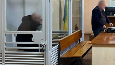 На Закарпатті 58-річного чоловіка засудили до 15 років за зґвалтування 11-річної онуки