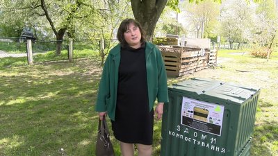 У Луцьку дітей вчать компостувати сміття: дошкільні заклади громади отримали 26 нових компостерів