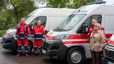 У волинської екстренки нові реанімобілі, старі авто передали іншим медзакладам У волинської екстренки нові реанімобілі, старі авто передали іншим медзакладам