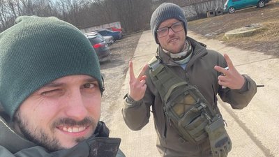 "24 лютого народився і мене так Путін привітав". Історія воїна Назара Горішного, який з братом боронять Україну