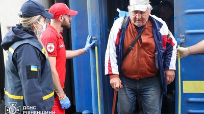 23 евакуаційний потяг прибув на Рівненщину
