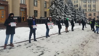 "Здохни або помри": у Харкові студенти вийшли на акцію проти підвищення тарифів