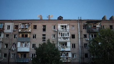 Наслідки російського удару поблизу багатоповерхівок у Запоріжжі, 9 жовтня 2026 року