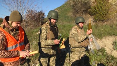 На саперських навчаннях майже всі мали цивільні професії На саперських навчаннях майже всі мали цивільні професії