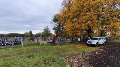 На Полтавщині здійснили наругу над могилою
