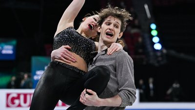 Марія Голубцова та Кирил Бєлобров на чемпіонаті світу з фігурного катання Марія Голубцова та Кирил Бєлобров на чемпіонаті світу з фігурного катання