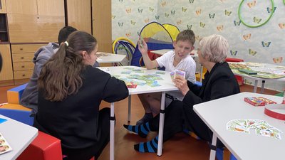 Учень і асистент вчителя Учень і асистент вчителя