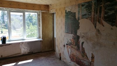Родина лікарів-переселенців отримали службове житло в Кропивницькому Родина лікарів-переселенців отримали службове житло в Кропивницькому