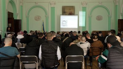 Звільнені з полону, обмін, фототеки надії