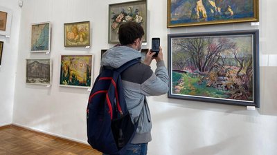 До дня художника у Черкасах відкрили художню виставку До дня художника у Черкасах відкрили художню виставку