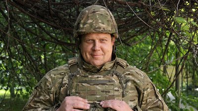 Поліцейський офіцер громади Михайло Савюк