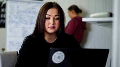 Історії ветеранок. Що робить держава та суспільство для соціалізації бійчинь Історії ветеранок. Що робить держава та суспільство для соціалізації бійчинь