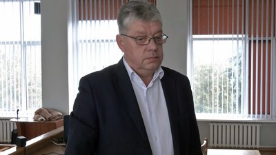 Сесію Луцької райради не провели: депутатам вручили повістки Сесію Луцької райради не провели: депутатам вручили повістки