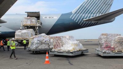 Прикарпатський благодійний фонд "Чисті серцем" отримав понад 100 тонн гуманітарної допомоги з Азербайджану Прикарпатський благодійний фонд "Чисті серцем" отримав понад 100 тонн гуманітарної допомоги з Азербайджану