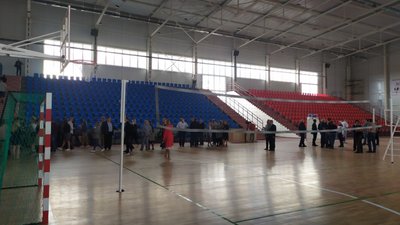 Рівненщині відкрили спорткомплекс "Сарни-Арена" Рівненщині відкрили спорткомплекс "Сарни-Арена"