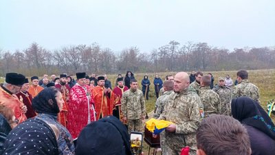 На Тернопільщині попрощалися із загиблим військовослужбовцем Григорієм Мельником На Тернопільщині попрощалися із загиблим військовослужбовцем Григорієм Мельником