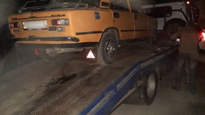 Протягом ночі у Чернігові сталися дві ДТП за участю п'яних водіїв