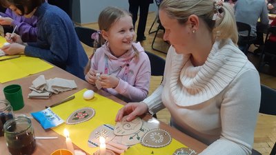 У вінницькому музеї переселенців безкоштовно навчають писанкарству У вінницькому музеї переселенців безкоштовно навчають писанкарству