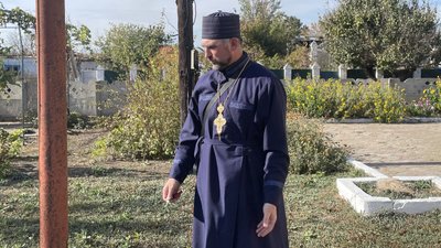 Обстрілювали ракетами та з танків. На Миколаївщині відновлюють церкву Обстрілювали ракетами та з танків. На Миколаївщині відновлюють церкву