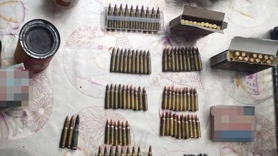 Вилучені набої під час обшуків Вилучені набої під час обшуків