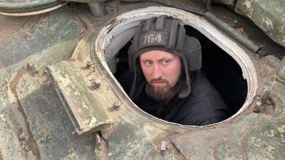 Військовослужбовець Володимир, який вивчився на танкіста Військовослужбовець Володимир, який вивчився на танкіста