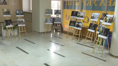 У Дніпрі відкрилась фотовиставка "Жінки, мир і безпека в Україні" У Дніпрі відкрилась фотовиставка "Жінки, мир і безпека в Україні"