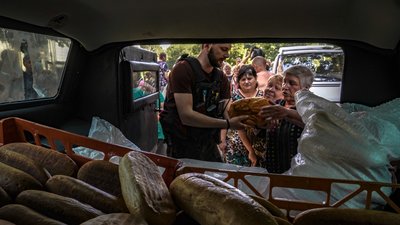 "Ми всі від горя постаріли" — як Росія знищує Лисичанськ. СУСПІЛЬНЕ | ВІДЕОНОВИНИ